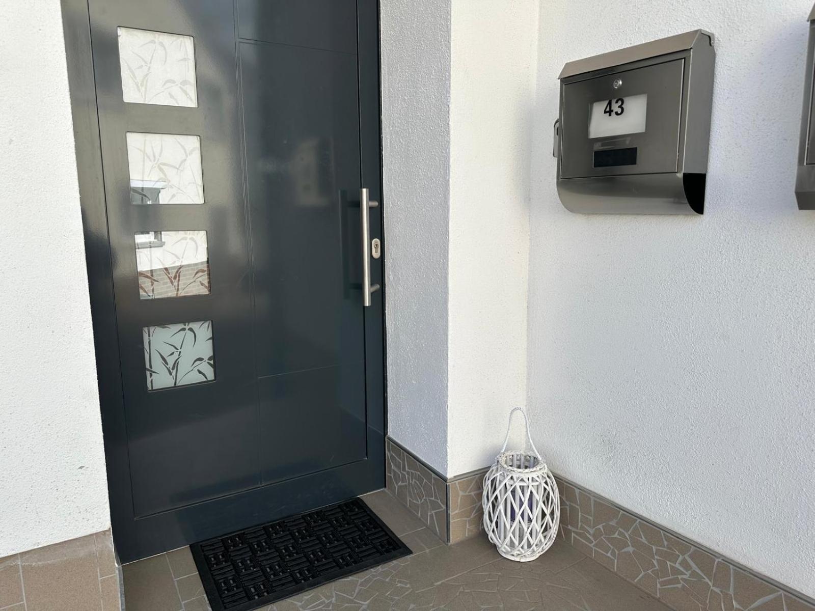 Wohnung In Muelheim-Kaerlich Mulheim-Karlich Exterior foto